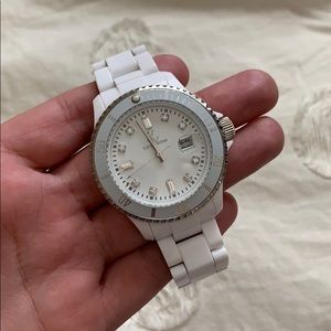 White Toywatch - Women’s Watch